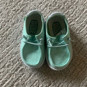 Size 5 girl HeyDude Shoes